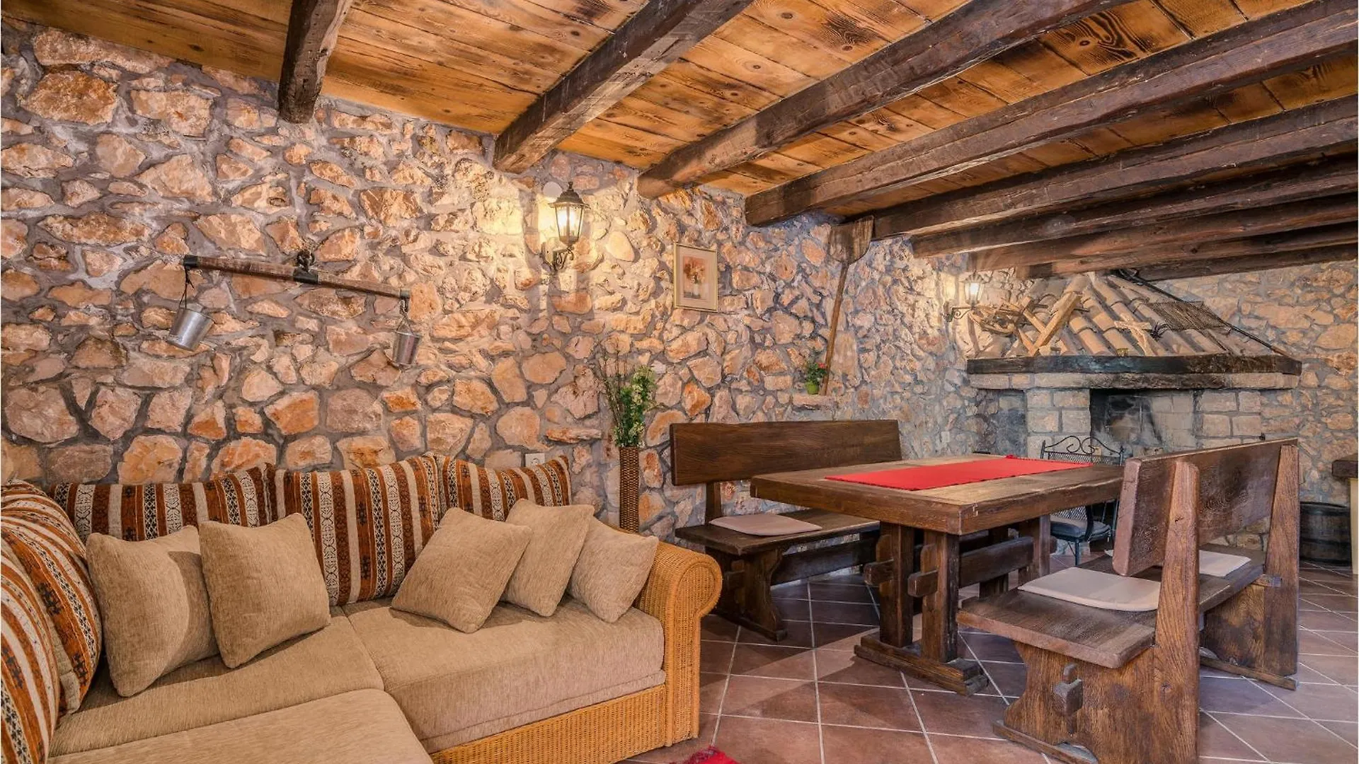 Сasa de vacaciones 2 Bedroom Pet Friendly Home In Gostinjac Croacia
