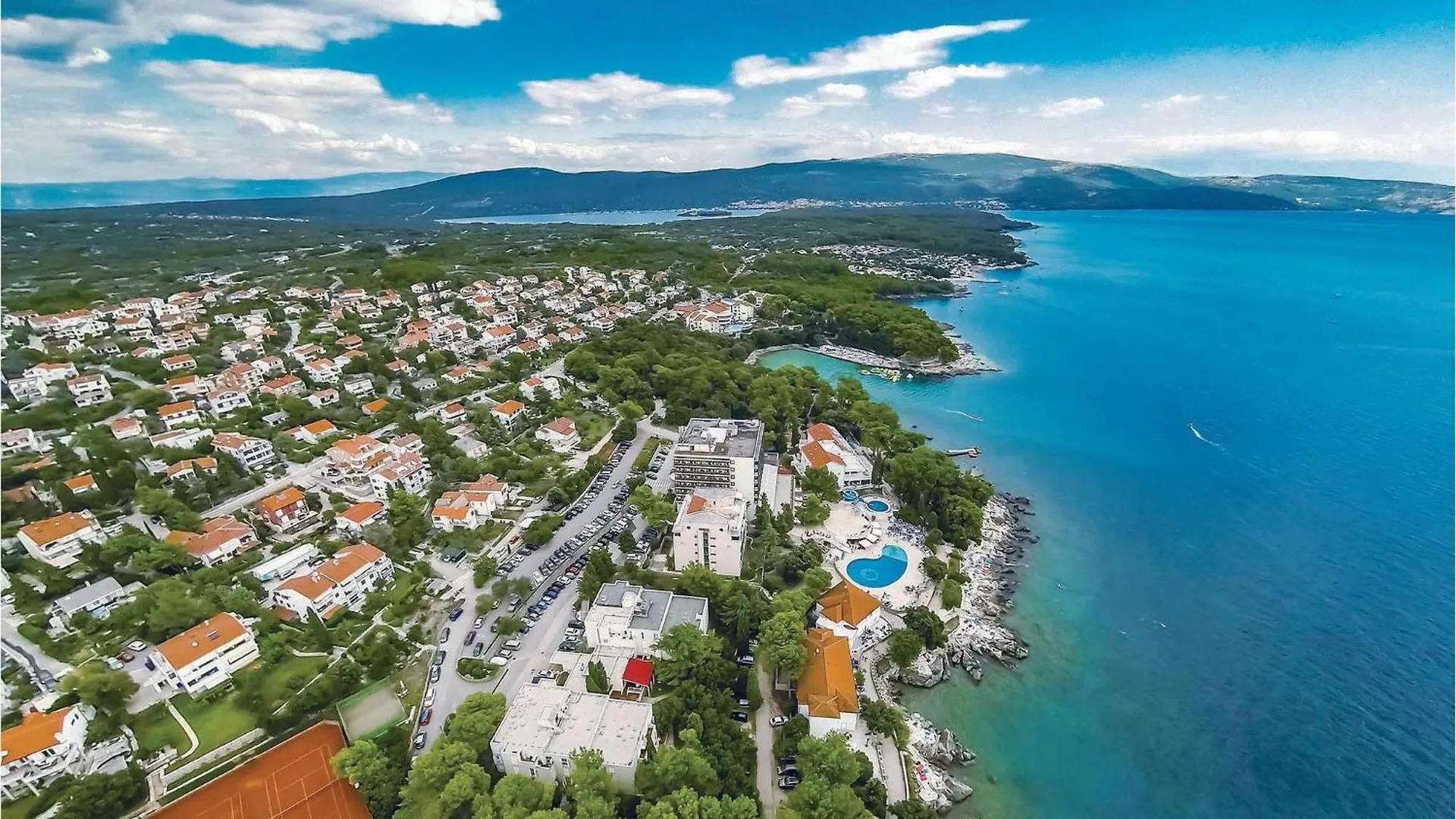 2 Bedroom Pet Friendly Home In Gostinjac Сasa de vacaciones